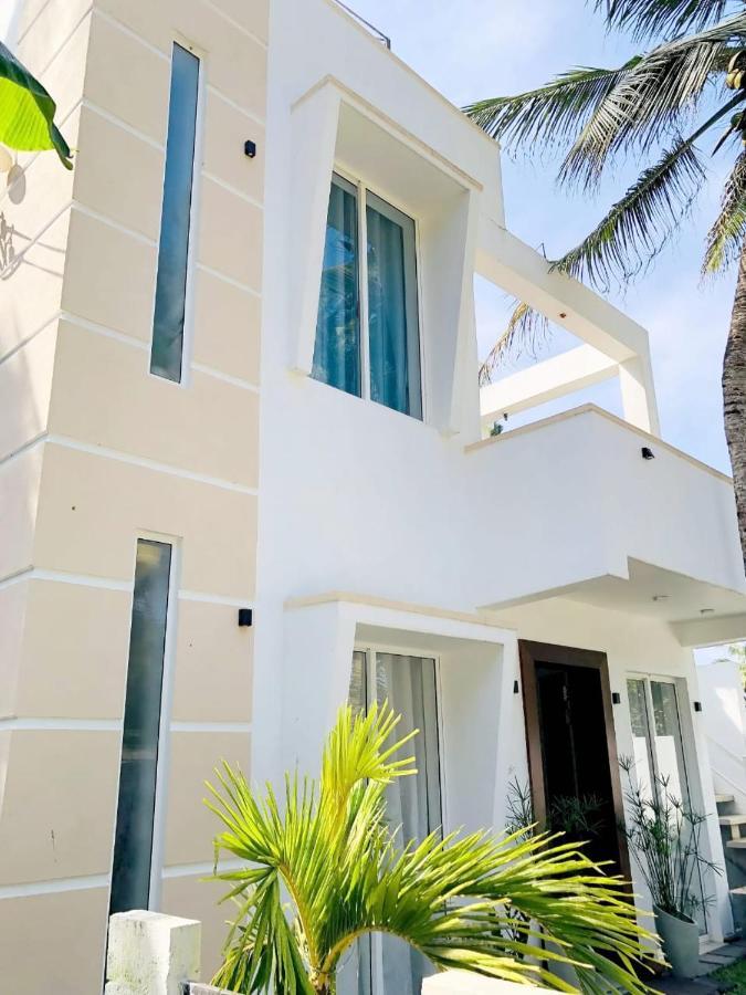 Ayona Beach Villa Katuneriya Екстер'єр фото